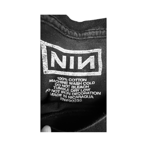 Pink Floyd Black Graphic Tee - Picture 3 of 6